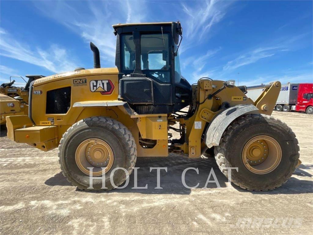 CAT 938 QC Фронтальные погрузчики