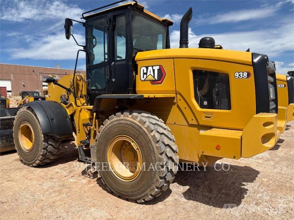 CAT 938 QC Фронтальные погрузчики