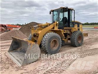 CAT 938G Фронтальные погрузчики