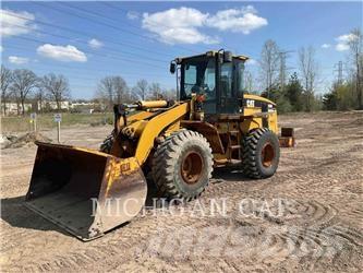 CAT 938G Фронтальные погрузчики