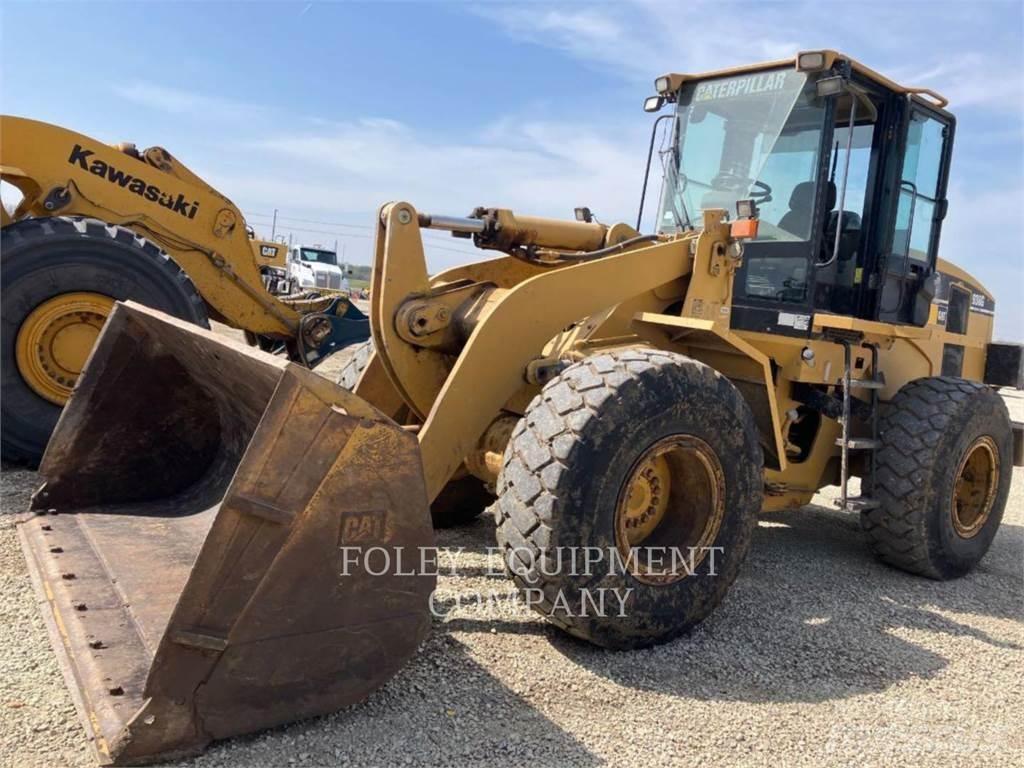 CAT 938G Фронтальные погрузчики