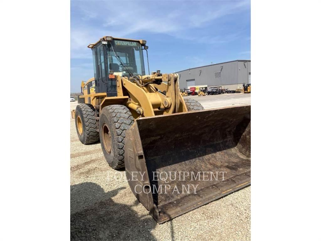 CAT 938G Фронтальные погрузчики