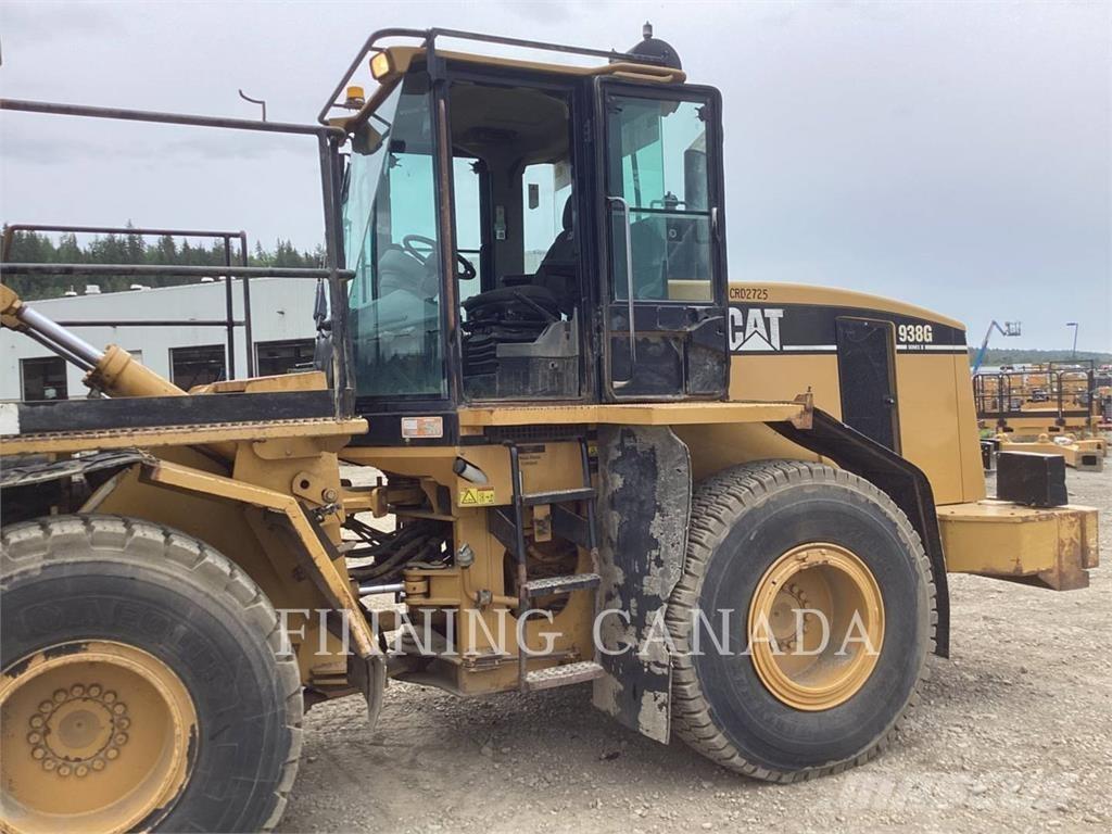 CAT 938G Фронтальные погрузчики