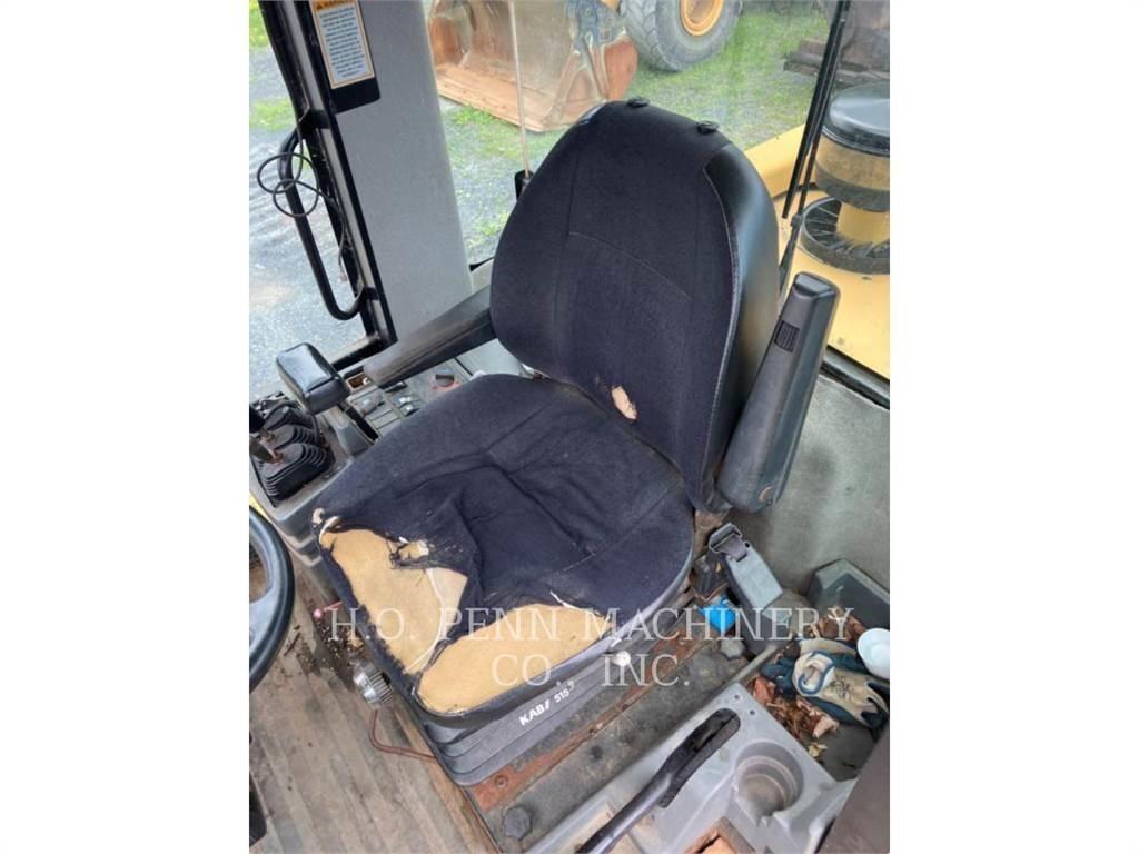 CAT 938GII Фронтальные погрузчики