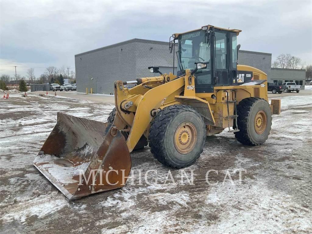 CAT 938H Фронтальные погрузчики