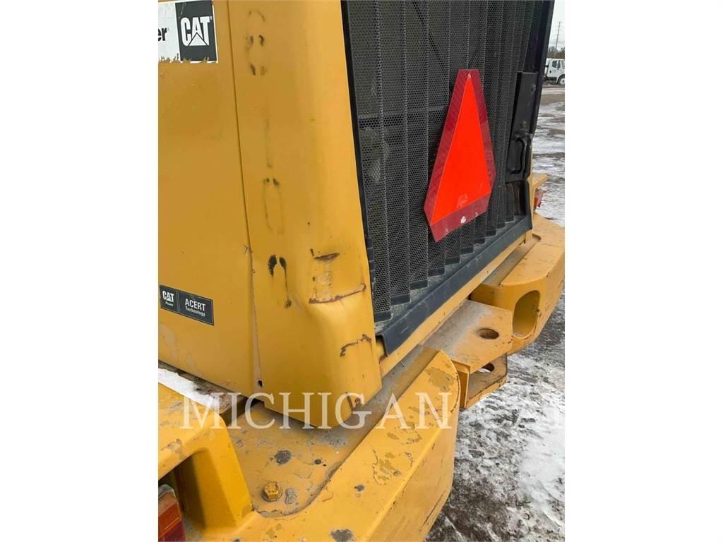 CAT 938H Фронтальные погрузчики