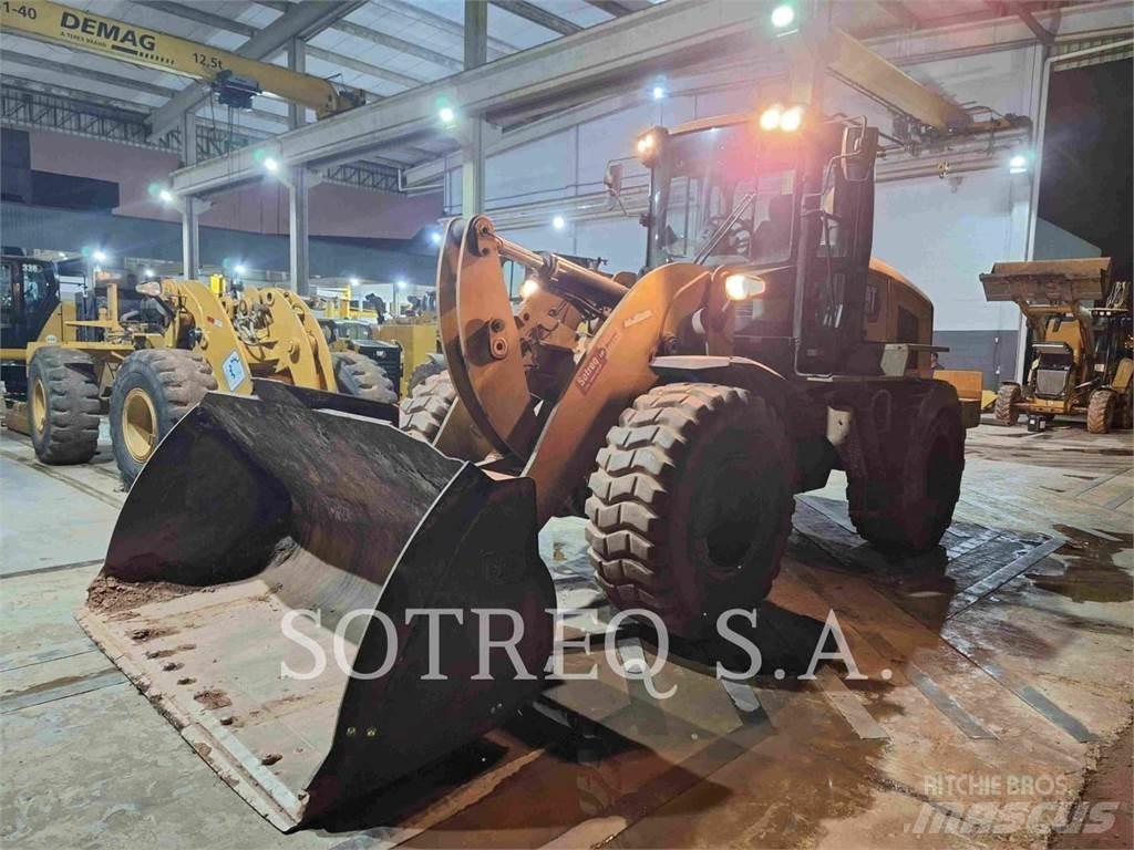 CAT 938K Фронтальные погрузчики