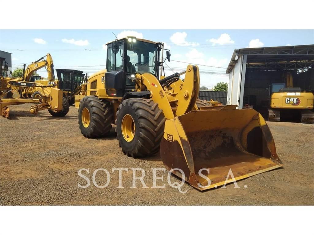 CAT 938K Фронтальные погрузчики