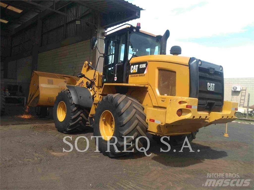 CAT 938K Фронтальные погрузчики