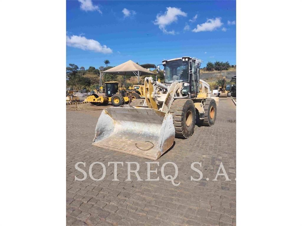 CAT 938K Фронтальные погрузчики