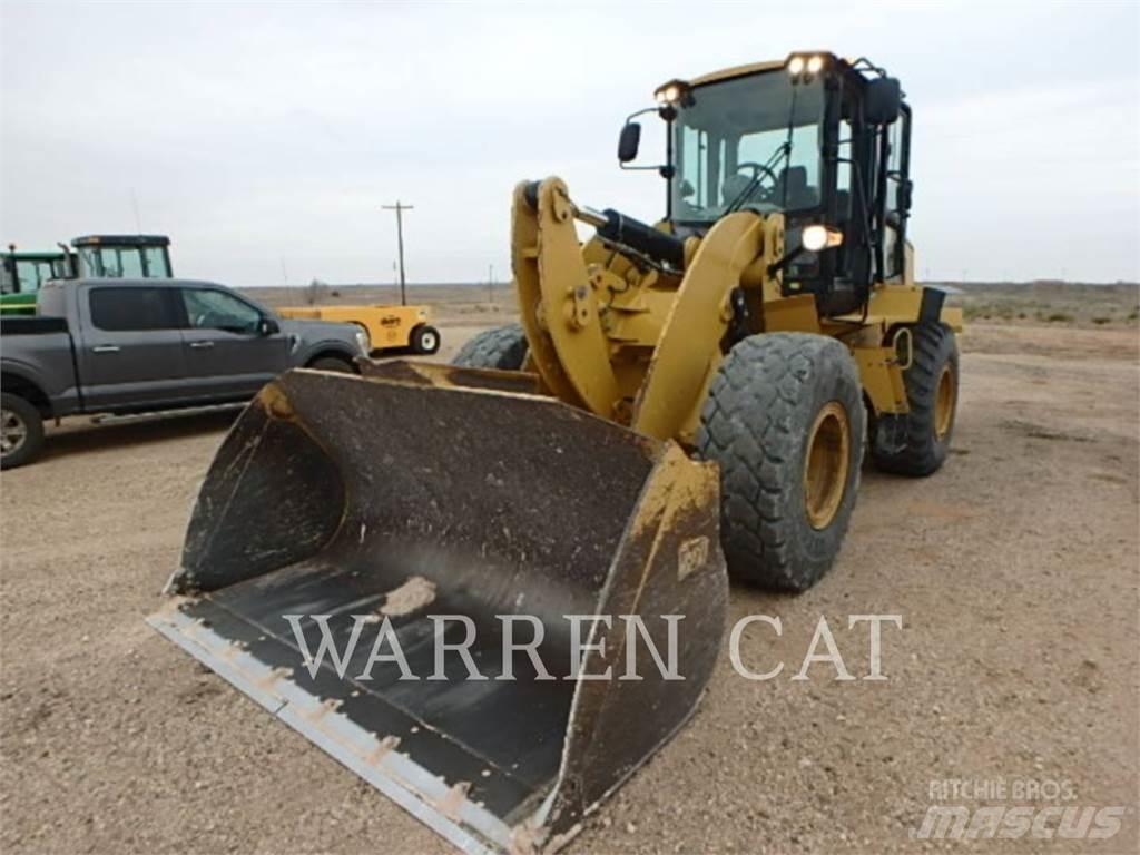 CAT 938K Фронтальные погрузчики