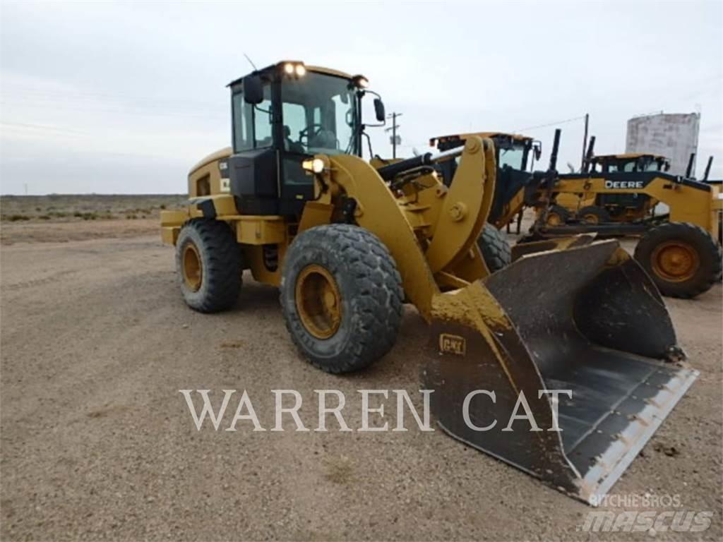 CAT 938K Фронтальные погрузчики