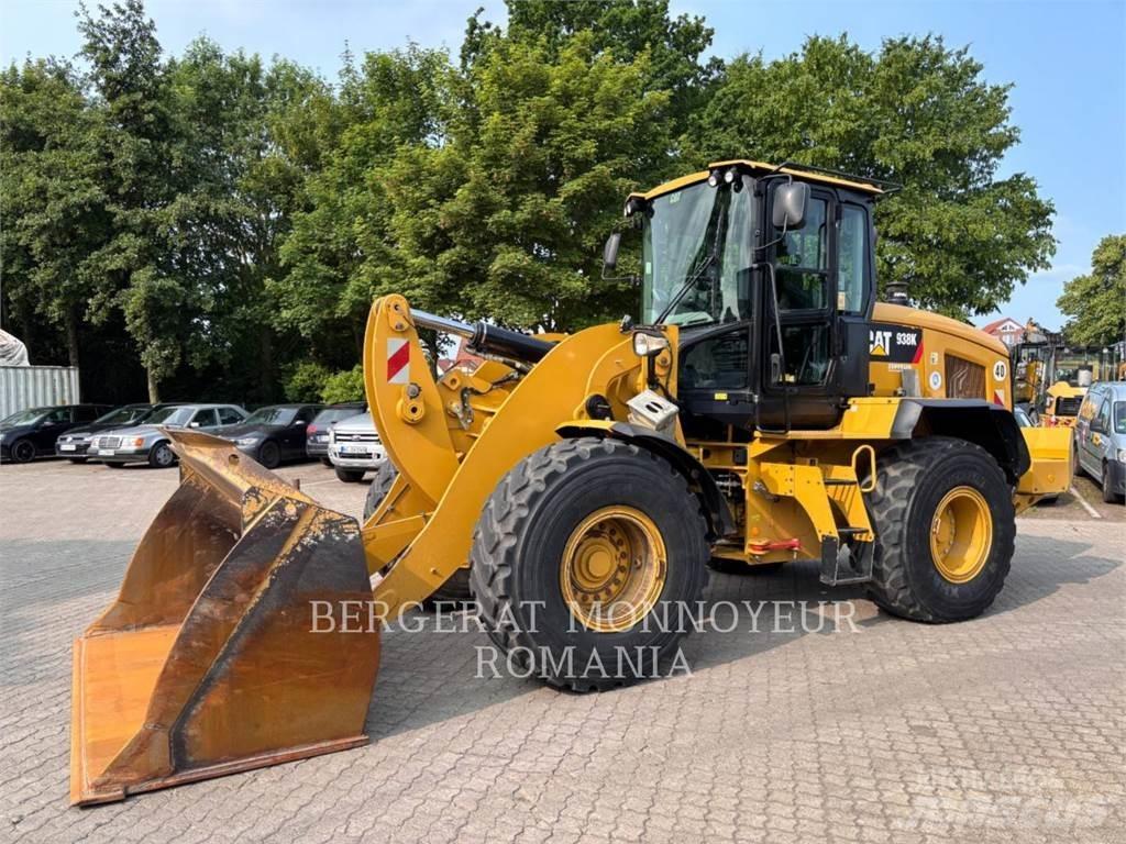 CAT 938K Фронтальные погрузчики