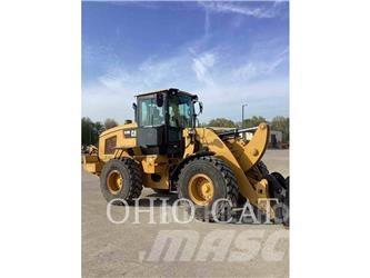CAT 938M Фронтальные погрузчики