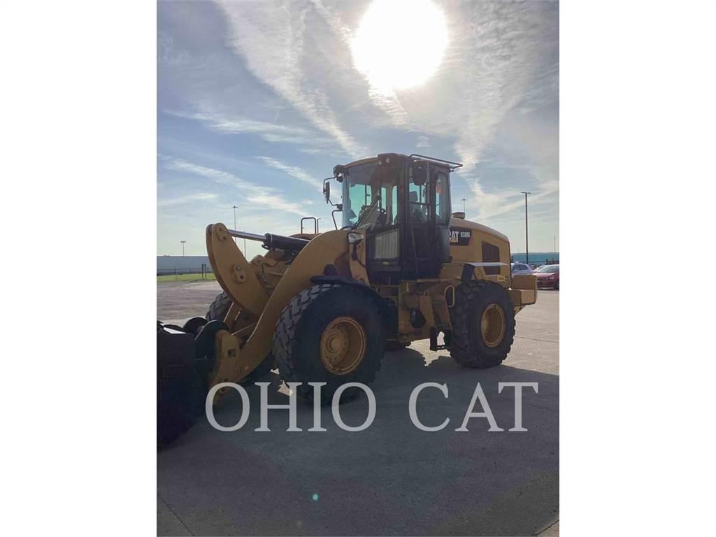 CAT 938M Фронтальные погрузчики