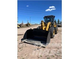 CAT 938M Фронтальные погрузчики