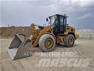 CAT 938M Фронтальные погрузчики
