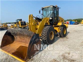 CAT 938M Фронтальные погрузчики
