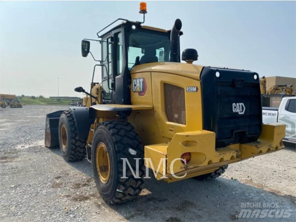 CAT 938M Фронтальные погрузчики