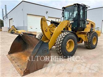 CAT 938M Фронтальные погрузчики