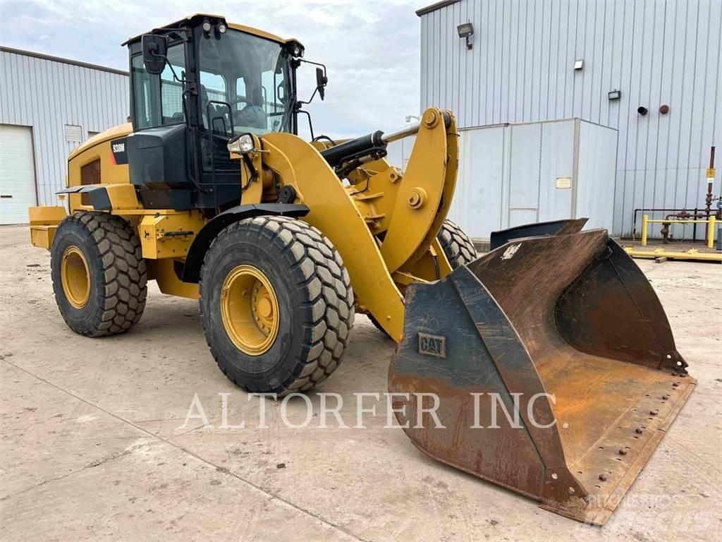 CAT 938M Фронтальные погрузчики