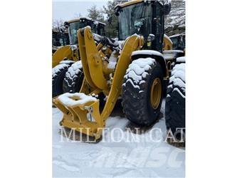 CAT 938M Фронтальные погрузчики