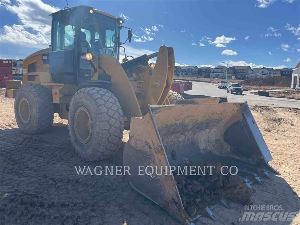 CAT 938M Фронтальные погрузчики