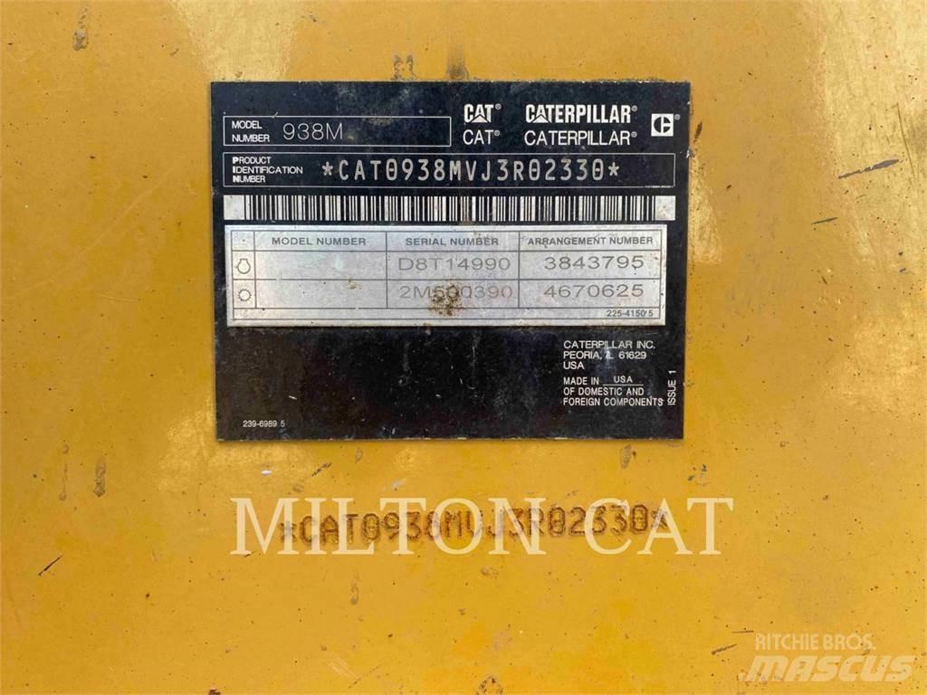CAT 938M Фронтальные погрузчики