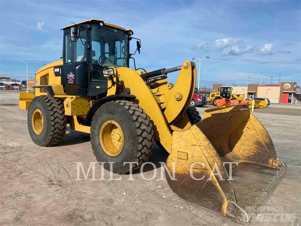 CAT 938M Фронтальные погрузчики