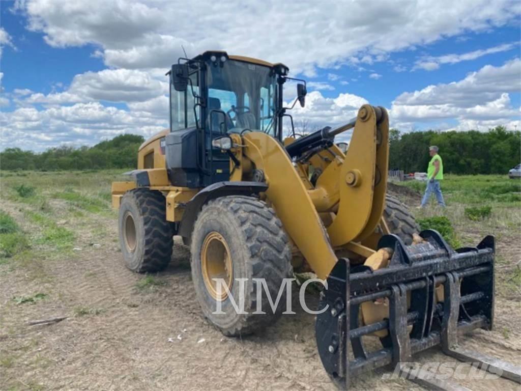 CAT 938M Фронтальные погрузчики