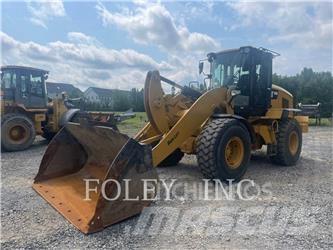 CAT 938M Фронтальные погрузчики