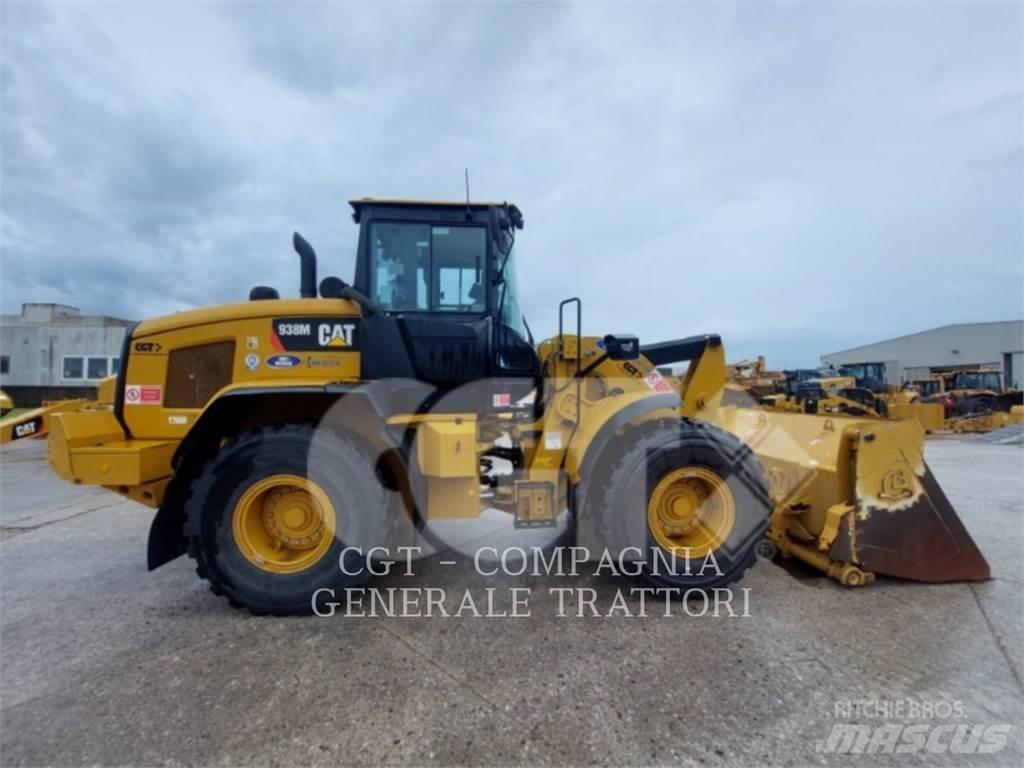 CAT 938M Фронтальные погрузчики