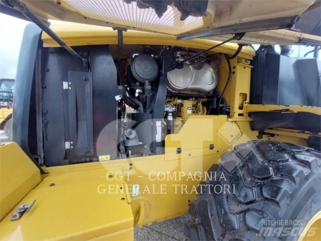 CAT 938M Фронтальные погрузчики