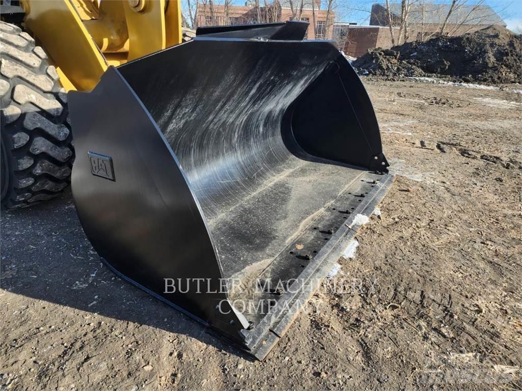 CAT 938M Фронтальные погрузчики