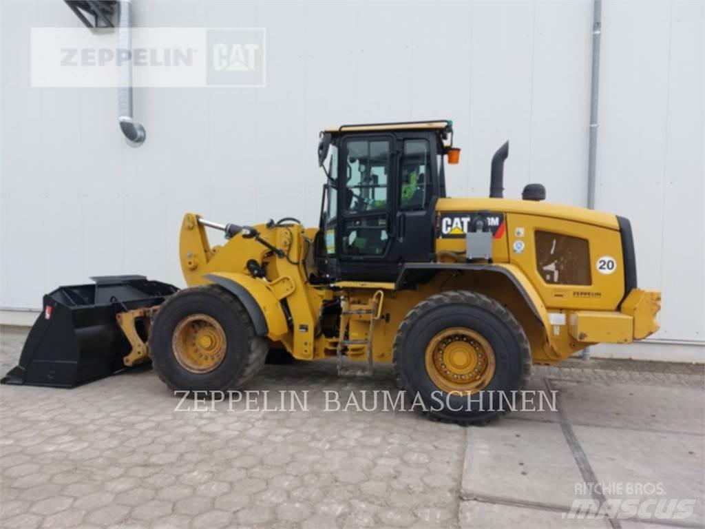 CAT 938M Фронтальные погрузчики