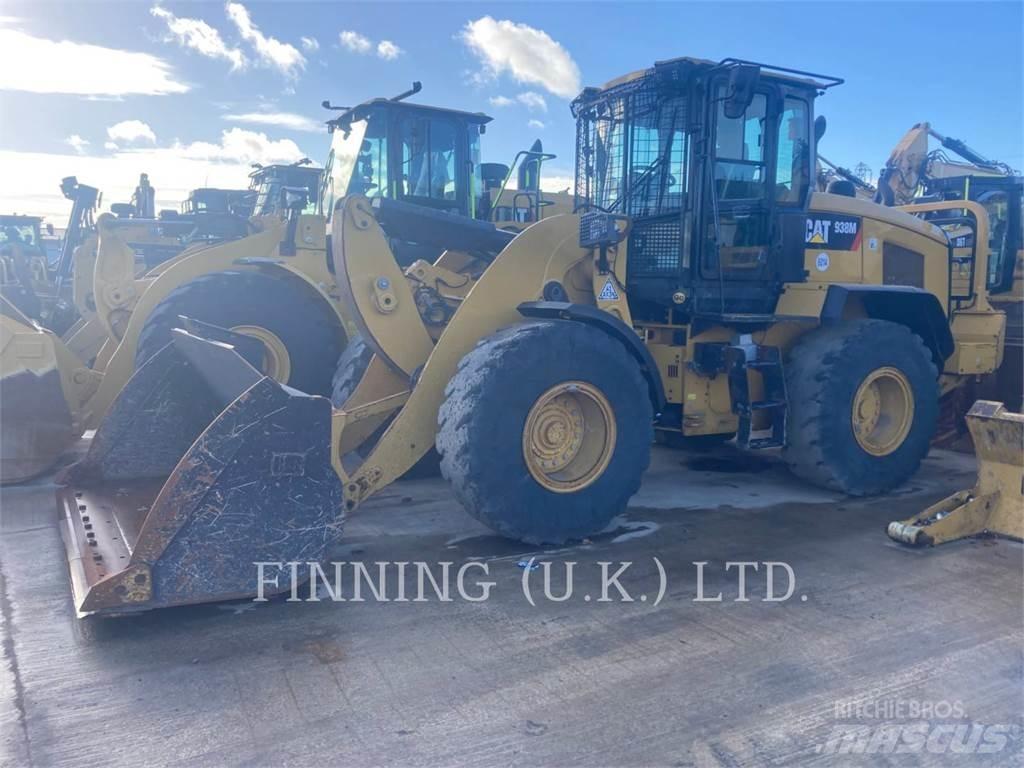 CAT 938M Фронтальные погрузчики