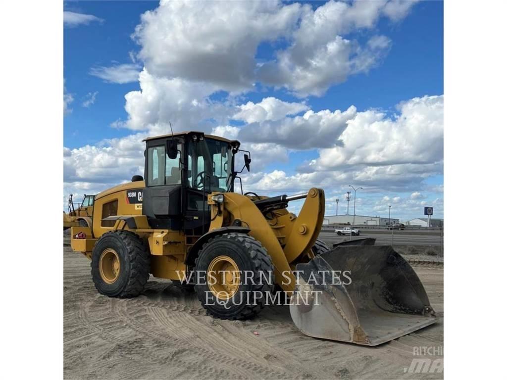 CAT 938M Фронтальные погрузчики