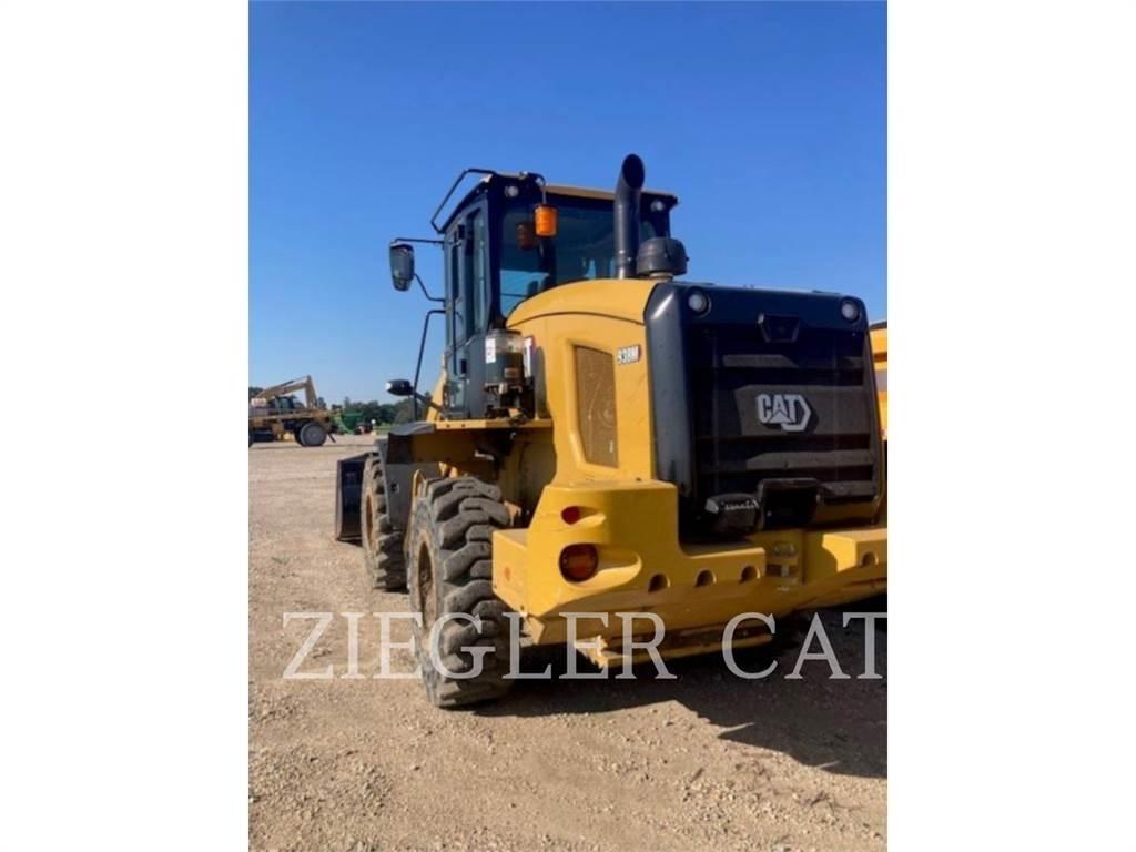 CAT 938M Фронтальные погрузчики