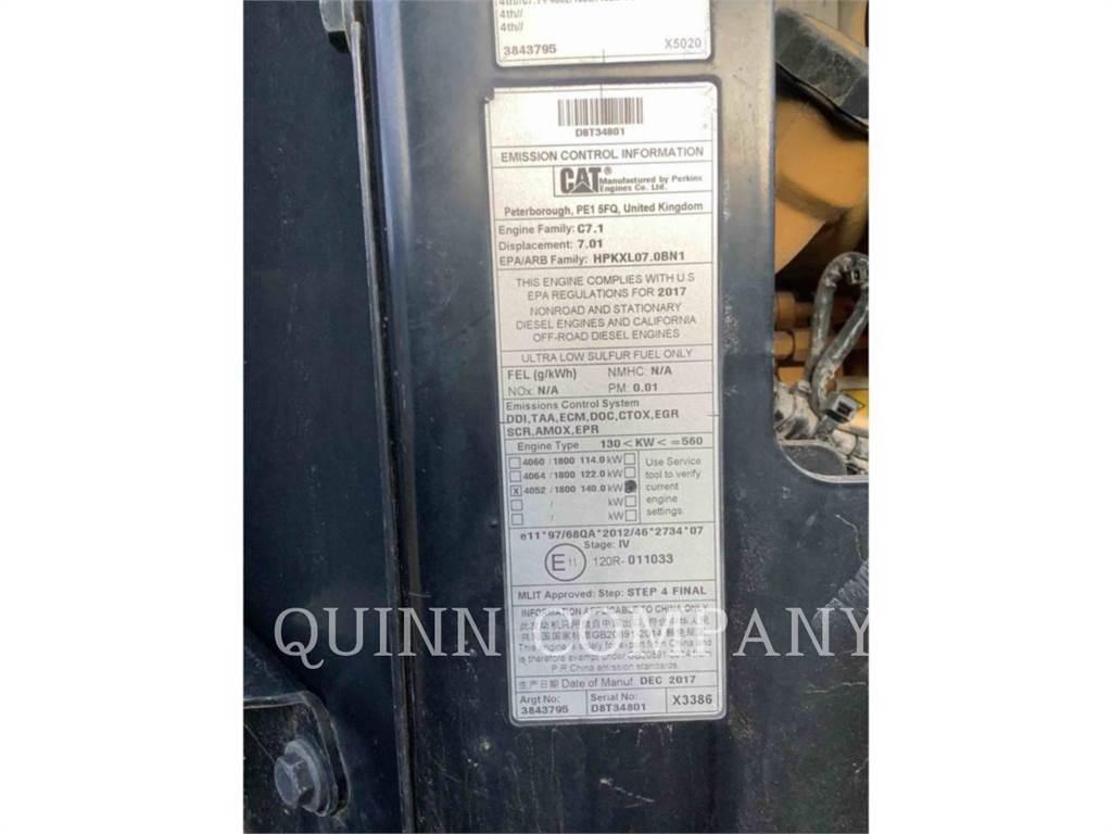 CAT 938M Фронтальные погрузчики
