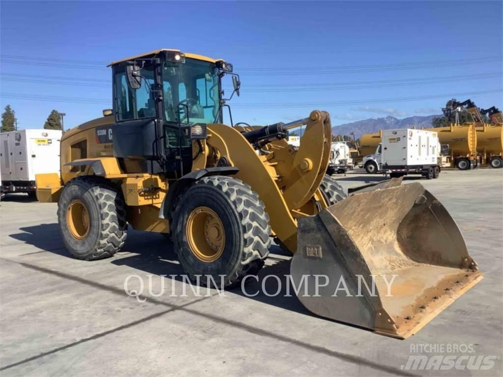 CAT 938M Фронтальные погрузчики