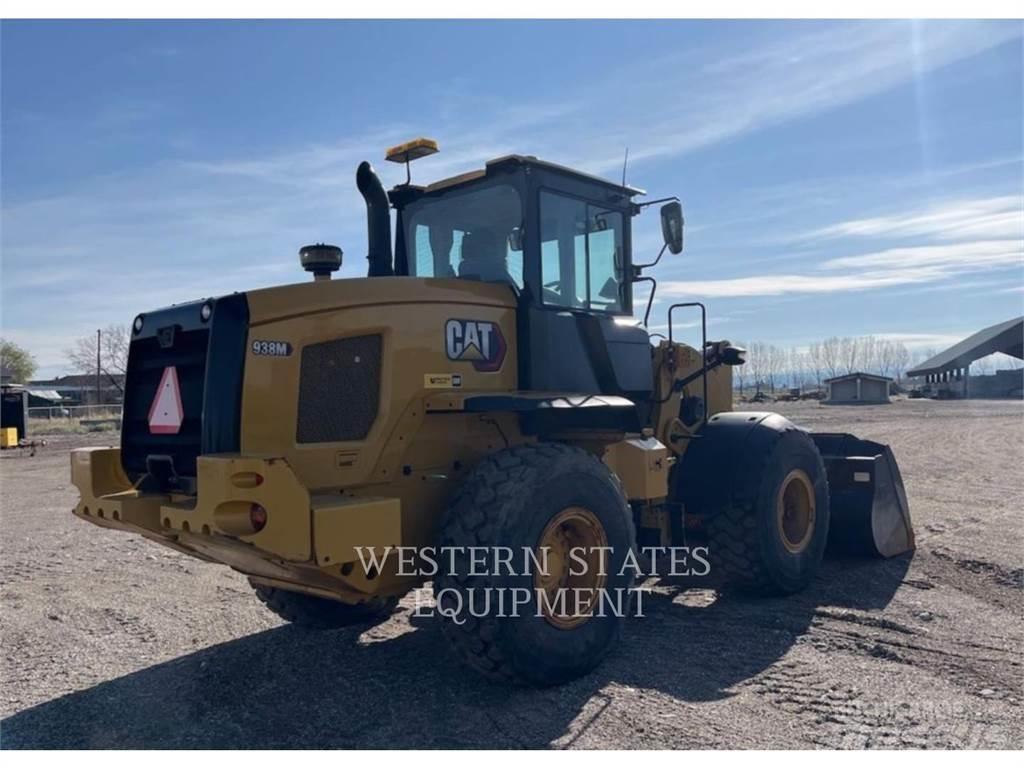 CAT 938M Фронтальные погрузчики