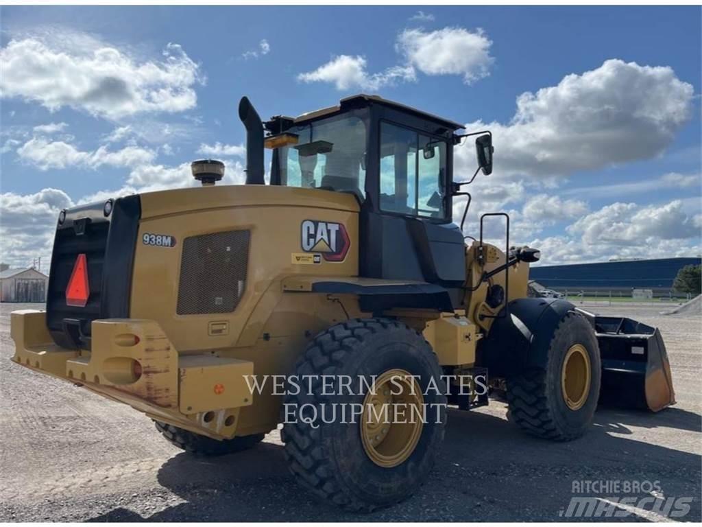 CAT 938M Фронтальные погрузчики