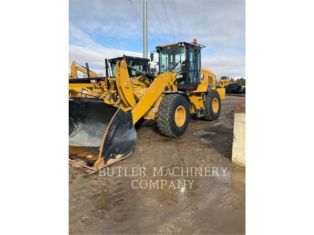 CAT 938M Фронтальные погрузчики