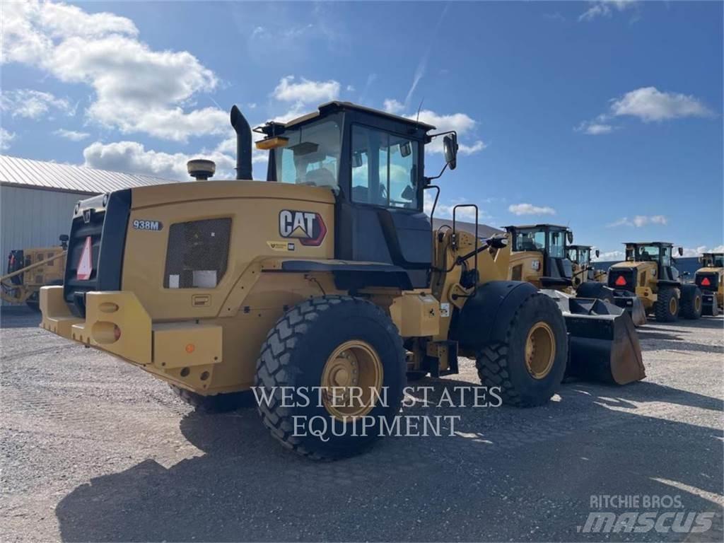 CAT 938M Фронтальные погрузчики