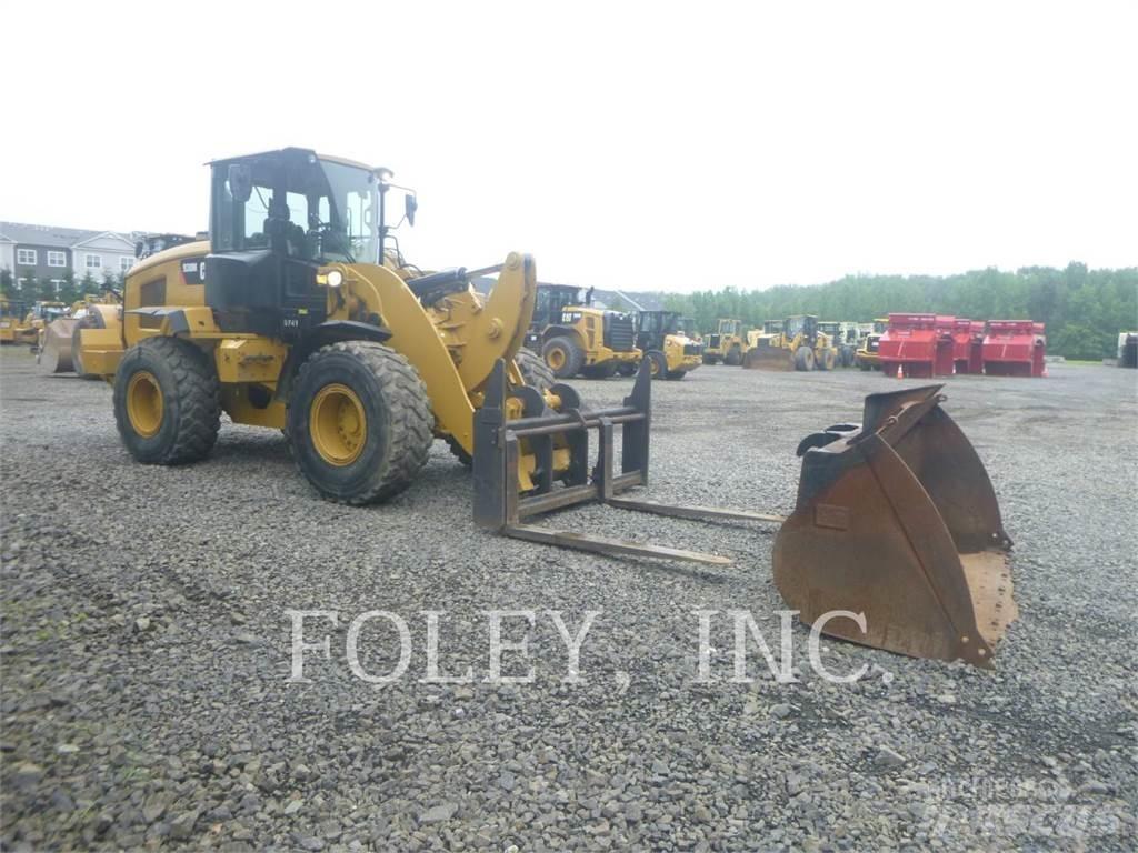 CAT 938M Фронтальные погрузчики
