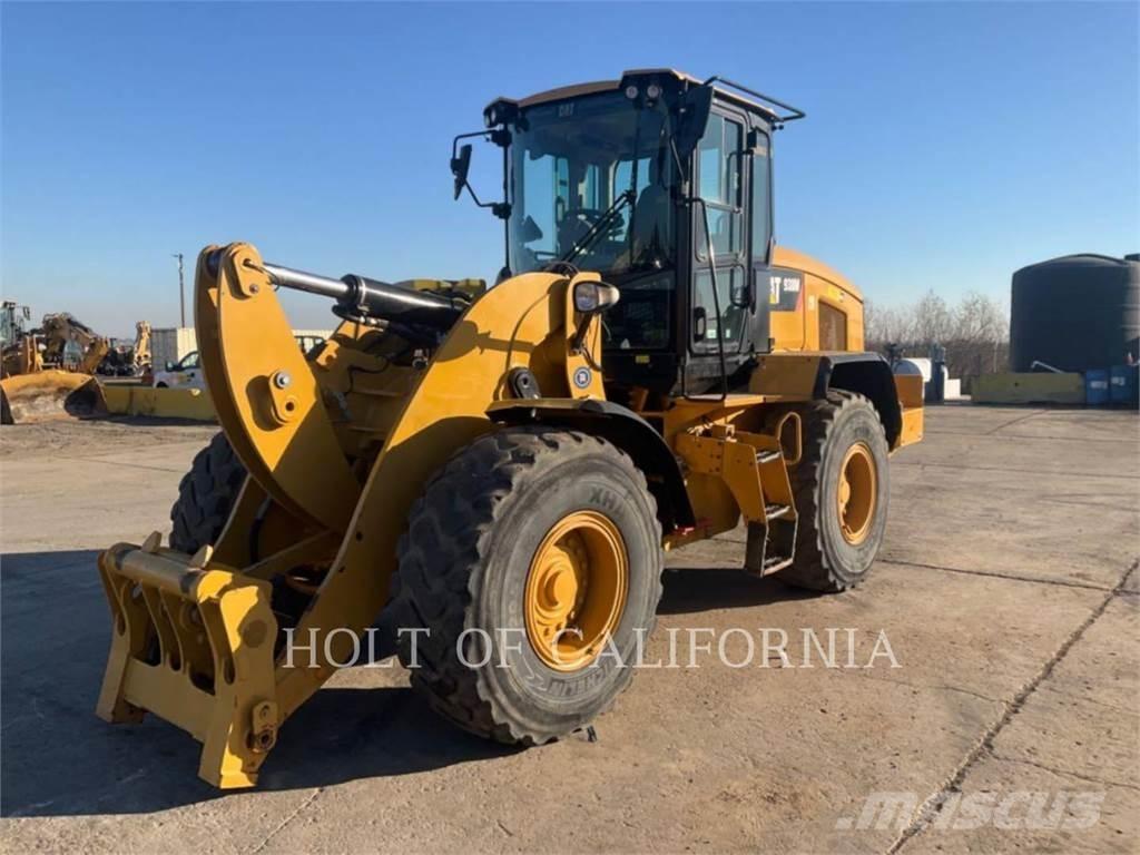 CAT 938M Фронтальные погрузчики