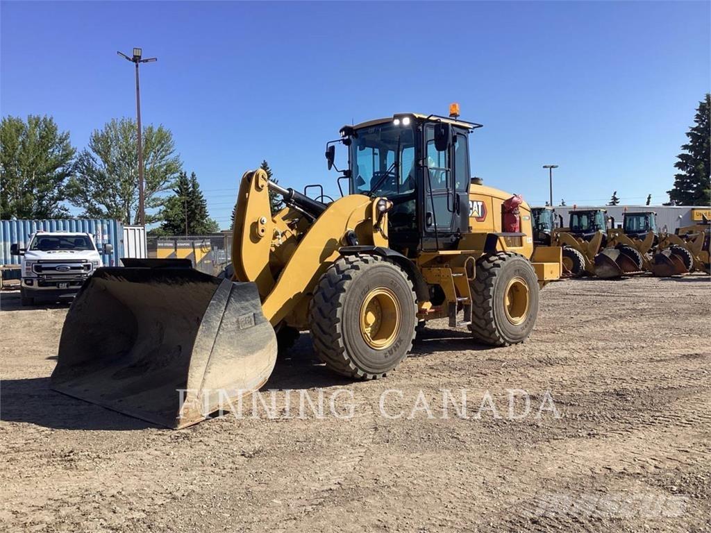 CAT 938M Фронтальные погрузчики