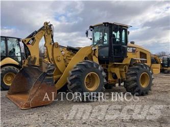 CAT 938M Фронтальные погрузчики