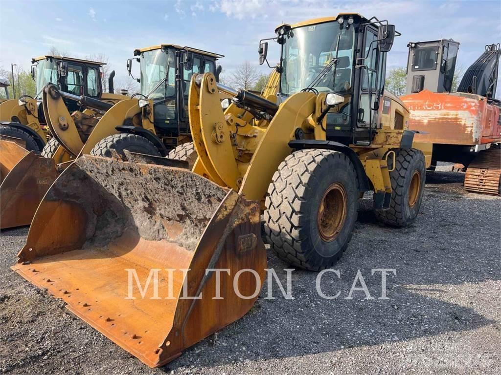 CAT 938M 2V Фронтальные погрузчики