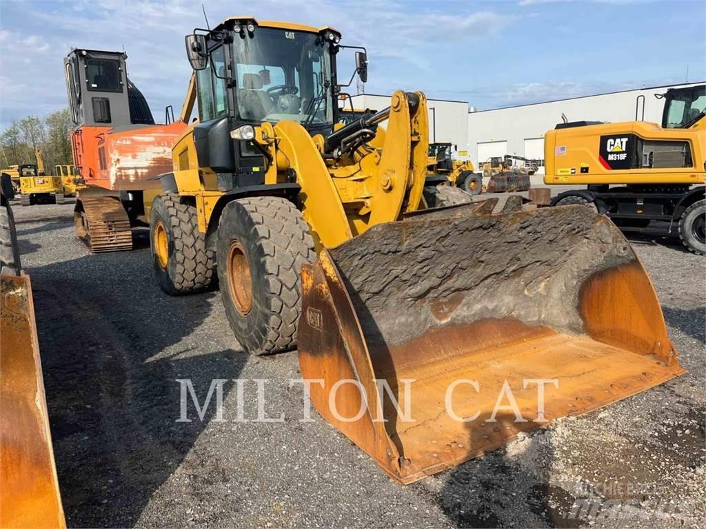 CAT 938M 2V Фронтальные погрузчики